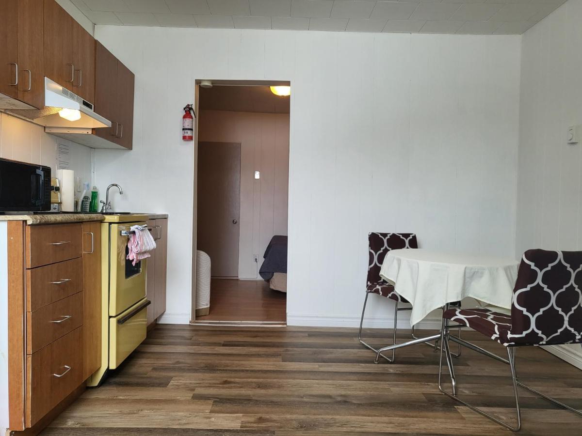 Motel Deblois Sainte-Anne-de-Beaupre Bagian luar foto
