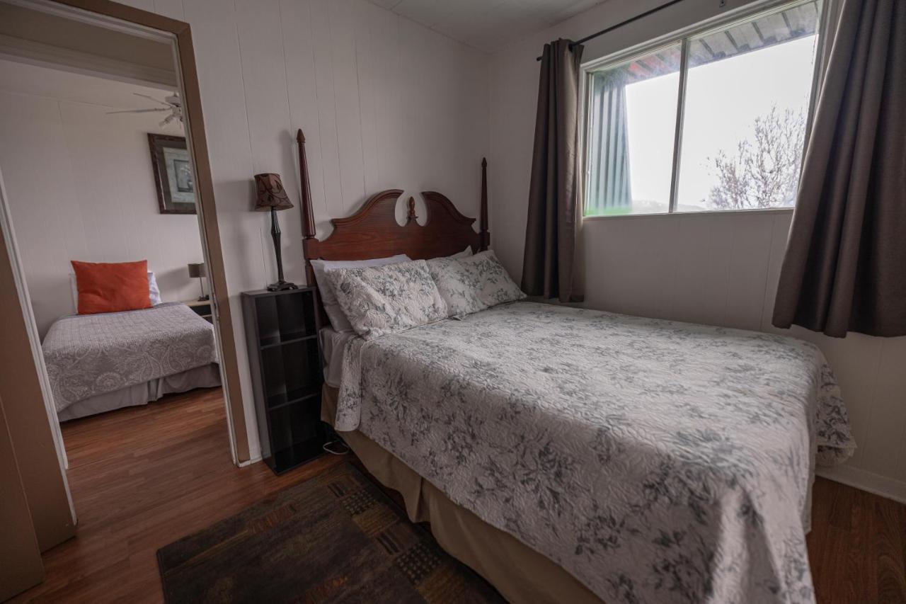 Motel Deblois Sainte-Anne-de-Beaupre Bagian luar foto