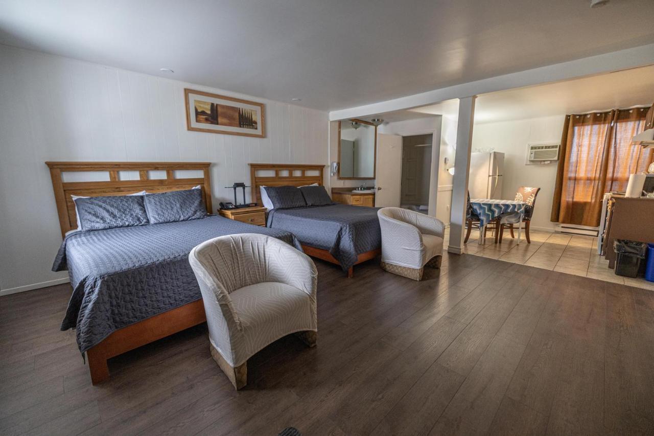Motel Deblois Sainte-Anne-de-Beaupre Bagian luar foto