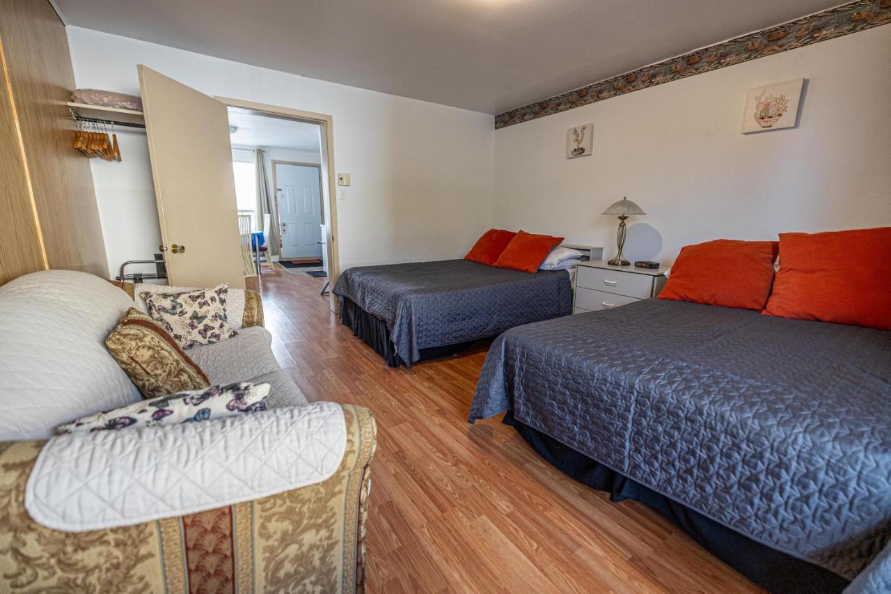 Motel Deblois Sainte-Anne-de-Beaupre Bagian luar foto