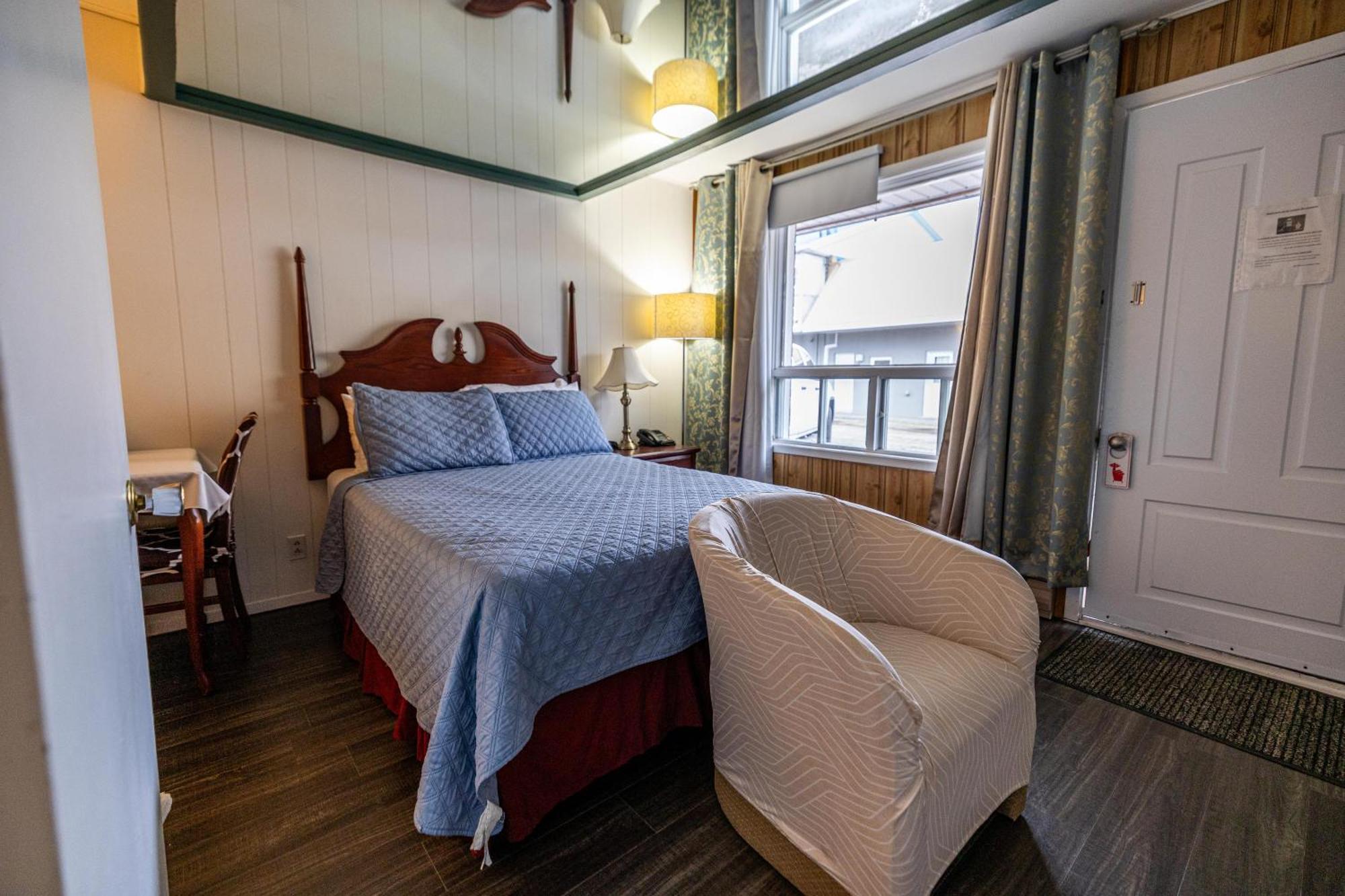 Motel Deblois Sainte-Anne-de-Beaupre Bagian luar foto