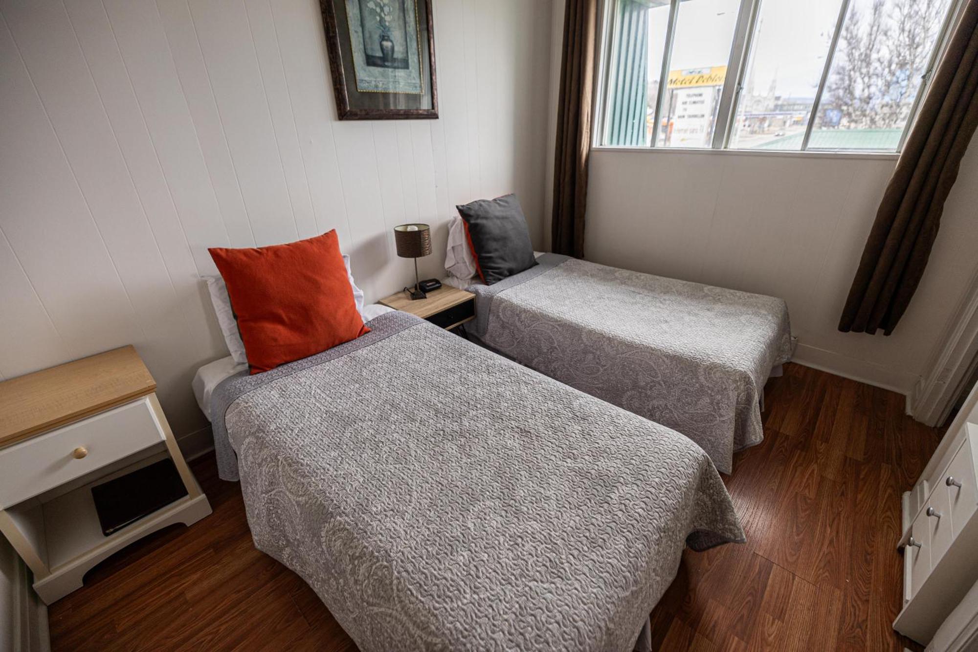 Motel Deblois Sainte-Anne-de-Beaupre Bagian luar foto