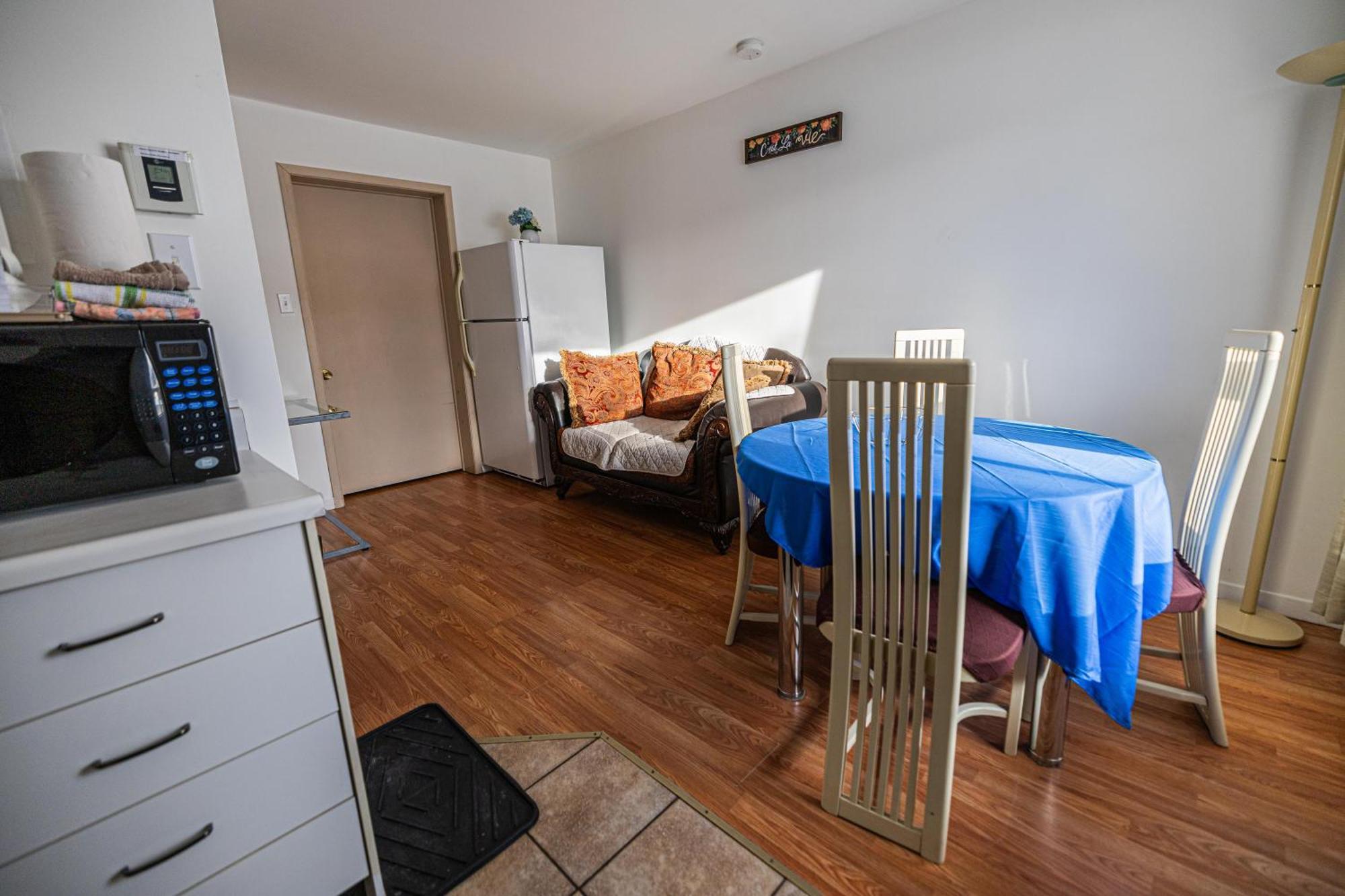 Motel Deblois Sainte-Anne-de-Beaupre Bagian luar foto