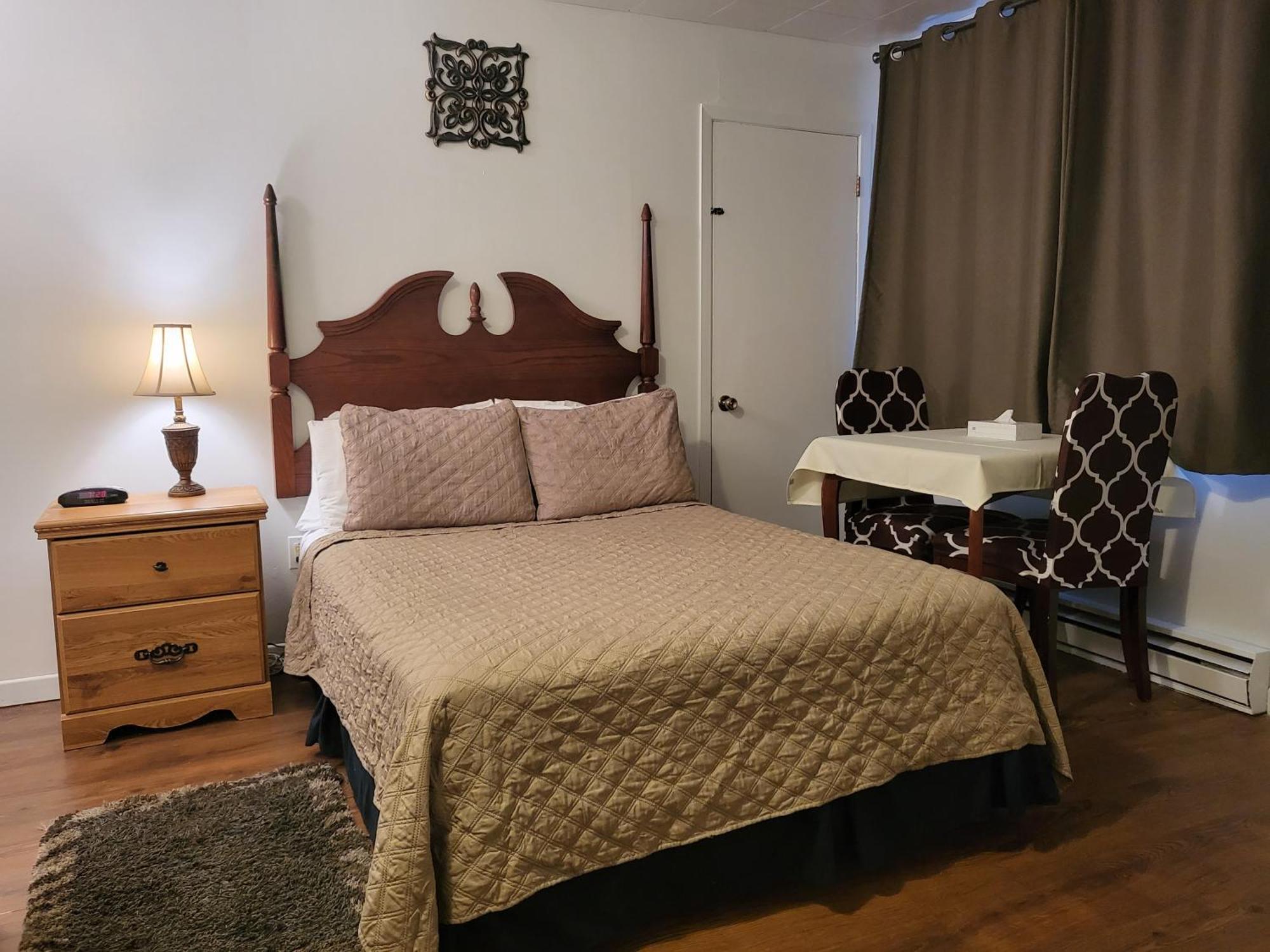 Motel Deblois Sainte-Anne-de-Beaupre Ruang foto