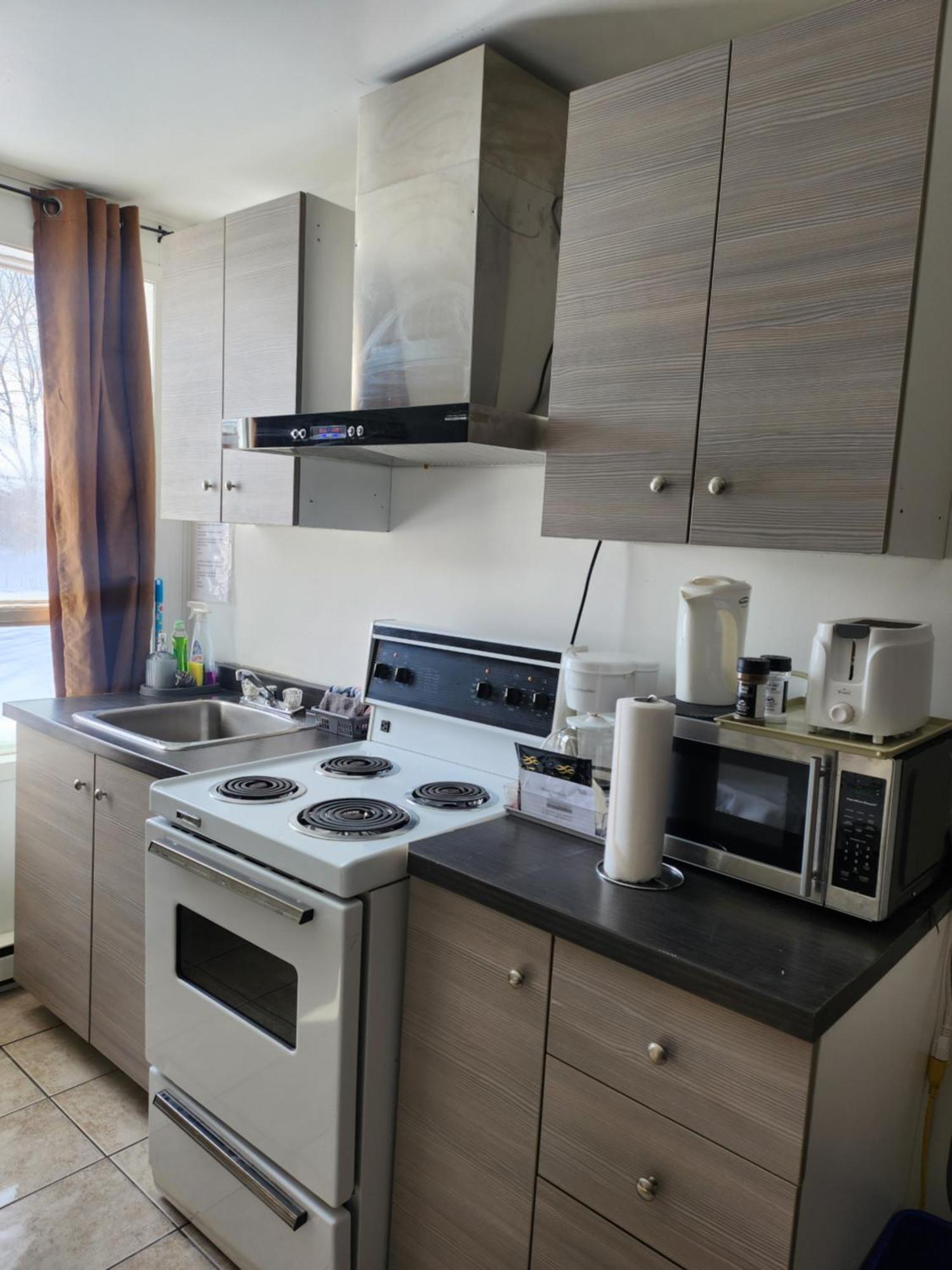 Motel Deblois Sainte-Anne-de-Beaupre Bagian luar foto
